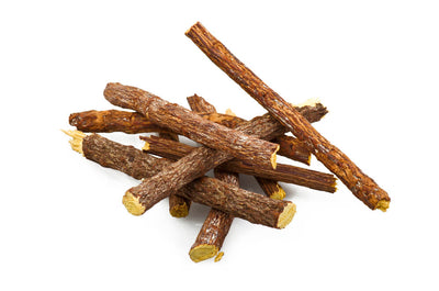 Licorice Root Benefits + Simple Ways to Use It