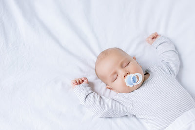 9 Pros and Cons of Using Pacifiers for Babies