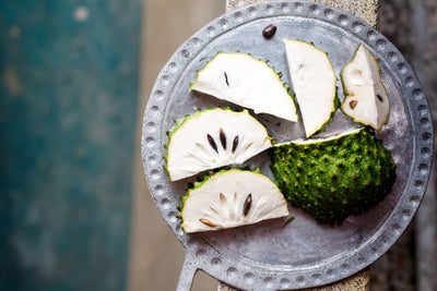 7 Benefits of Soursop (Graviola) Fruit + Leaf